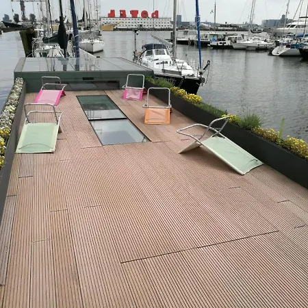 Loft Boat *