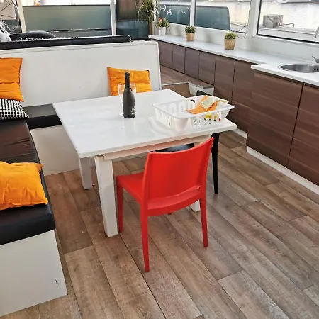Loft Boat * Amsterdam