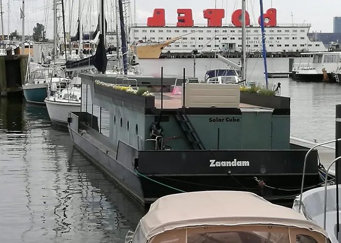 Loft Boat Πλωτό κατάλυμα *